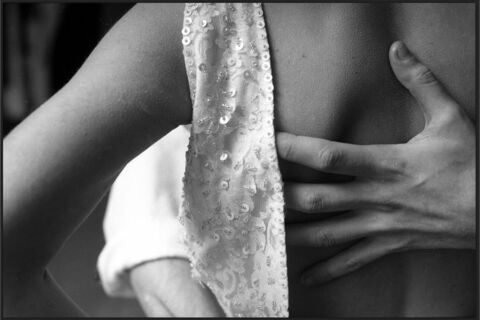  Caresse