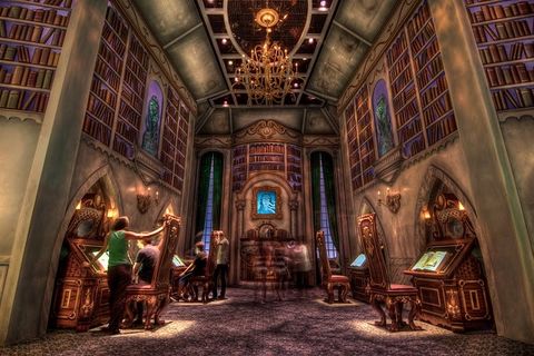 The Library Of Romantic Wisdom