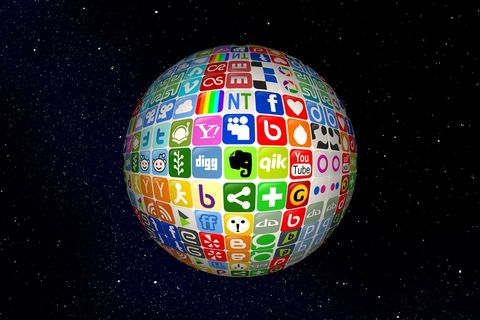 Social Media Groupie