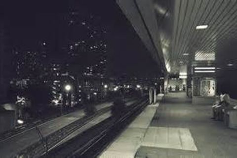 00:13 : Train Ride Inspiration