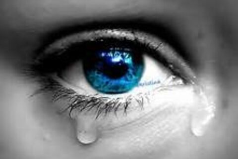 HIDDEN FROM YOUR  EYES (INSPIRED BY SHIRLEY POURBABA MAINOONS POEM TRAIN YOUR EYES)
