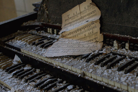 Broken Lyric's