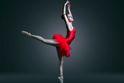 She, the Dancing Reed