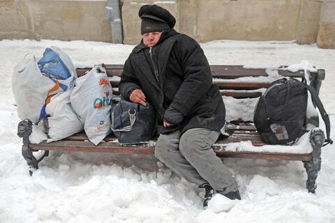 I AM HOMELESS IN WINTER