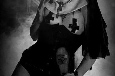 Sinister Sister: I Ain&#039;t Gettin&#039; Nun