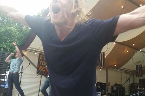 MAX&#039;S HAIR 