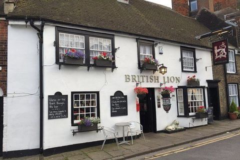 Neighborhood Pub