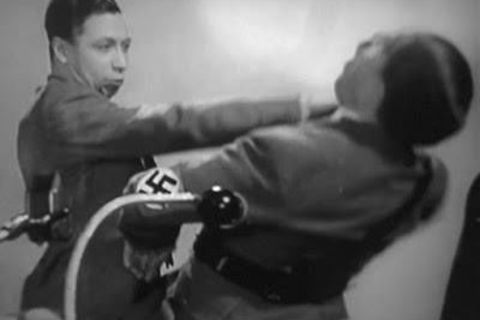 This ukulele kills fascists 