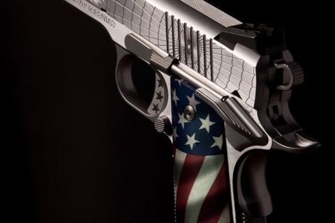 Here Comes The Gun