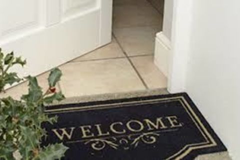 Inward Bound Within Apartment B44