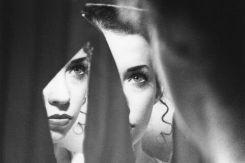 mirror mirror on the wall