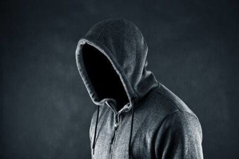~THE FACELESS POETS ~