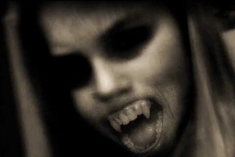 VAMPIRE BALL...( Simon Bromley Challenge)