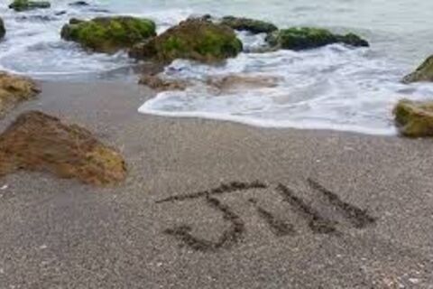 Beckoning me to the beaches..