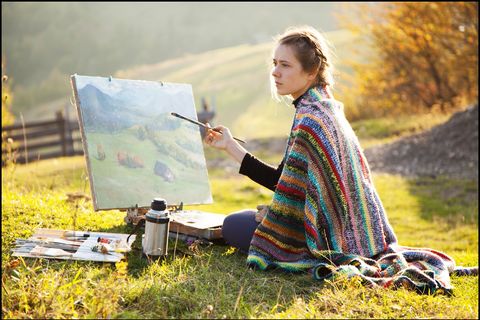 PAINTING IN THE SUN