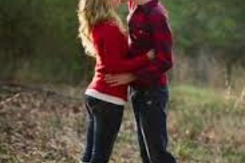 Under The Mistletoe 