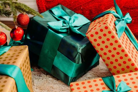 ON  THE WAY  GIFTS