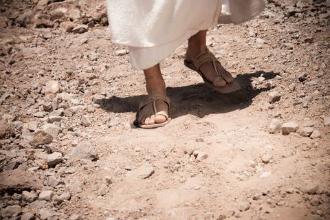 JESUS FEET