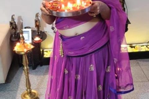 WILLIAMSJI MAVELI POEM: LOVE IN DEEP