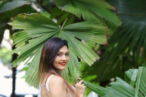 WILLIAMSJI MAVELI POEM: BETWEEN VOWS AND TRUST 