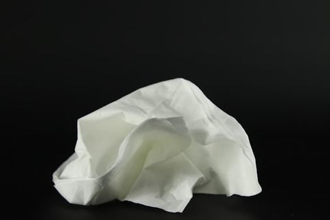 LISTEN TO THE TISSUE