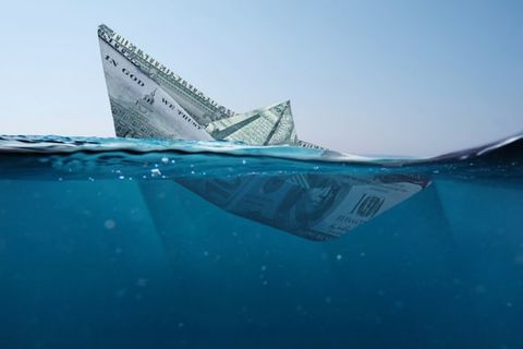 RATS LEAVING A SINKING SHIP