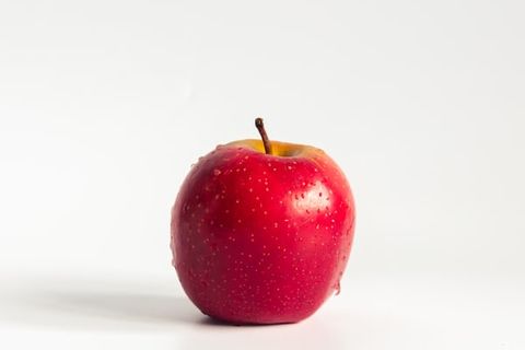 PAINT AN APPLE ORANGE