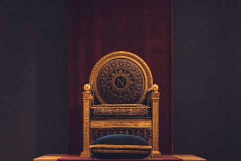 IT DOESN'T MAKE YOU A KING JUST BECAUSE