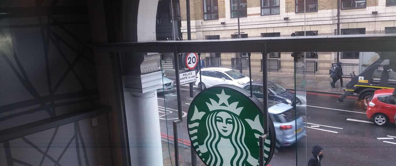 PEOPLE WATCHING AT ANGEL STATION