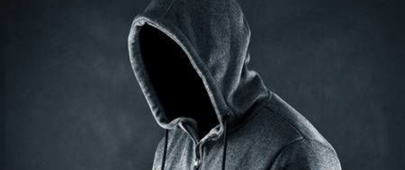 ~THE FACELESS POETS ~